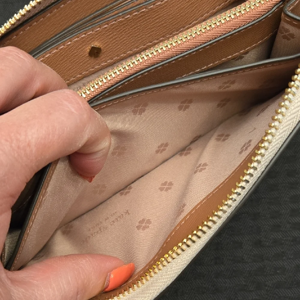 Kate Spade Tan and Black Zip Wallet - Picture 8 of 8